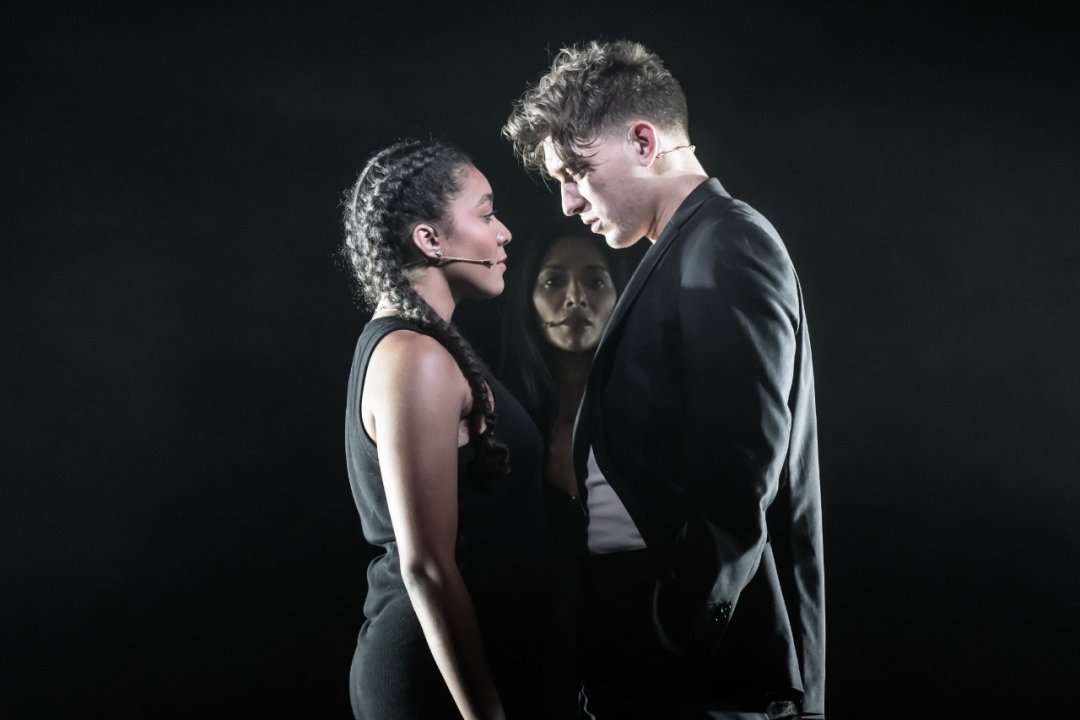 Sunset Boulevard. Grace Hodgett Young as Betty Schaefer Nicole Scherzinger as Norma Desmond Tom Francis as Joe Gillis. Credit Marc Brenner Sunset Boulevard. Grace Hodgett Young as Betty Schaefer Nicole Scherzinger as Norma Desmond Tom Francis as Joe Gillis. Credit Marc Brenner