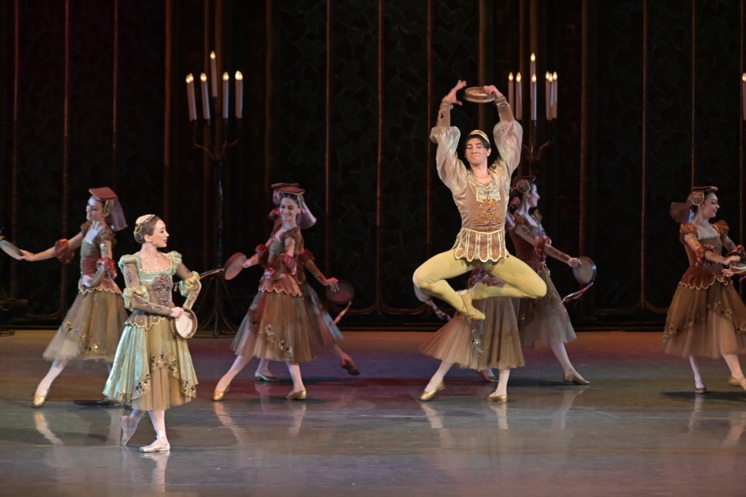 Swan Lake Swan Lake