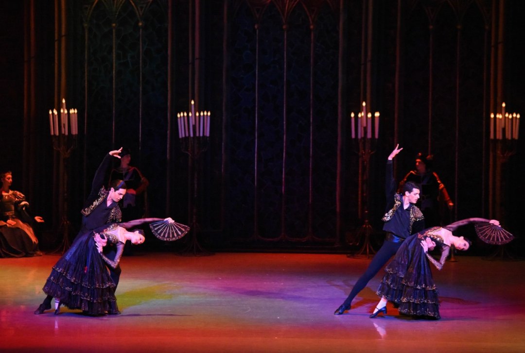 Swan Lake Swan Lake
