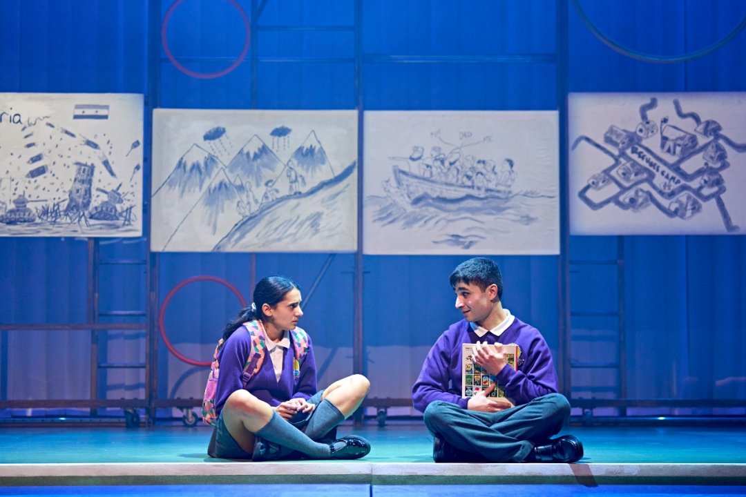 Sasha-Desouza-Willock-Alexa-and-Serkan-Avlik-Ahmet-in-The-Boy-at-the-Back-of-the-Class-at-Rose-Theatre-©-Manuel-Harlan-223 Sasha-Desouza-Willock-Alexa-and-Serkan-Avlik-Ahmet-in-The-Boy-at-the-Back-of-the-Class-at-Rose-Theatre-©-Manuel-Harlan-223