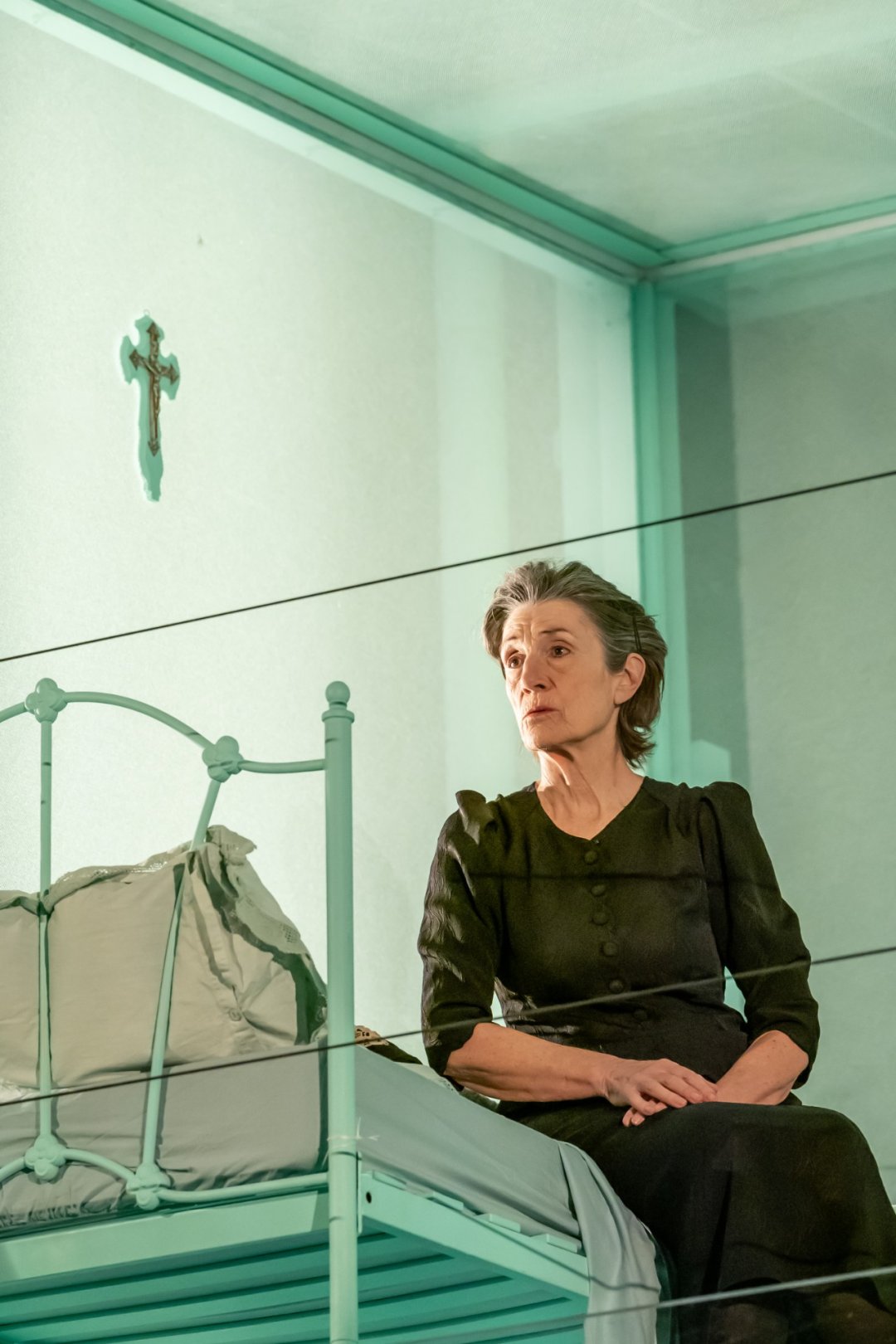 Harriet-Walter-Bernarda-Alba-in-The-House-of-Bernarda-Alba-at-the-National-Theatre.-Credit-Marc-Brenner Harriet-Walter-Bernarda-Alba-in-The-House-of-Bernarda-Alba-at-the-National-Theatre.-Credit-Marc-Brenner