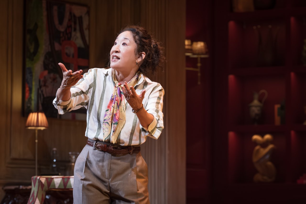 Sandra-Oh-Alice-in-The-Misanthrope-at-the-National-Theatre.-Photographer-Marc-Brenner-02371 Sandra-Oh-Alice-in-The-Misanthrope-at-the-National-Theatre.-Photographer-Marc-Brenner-02371