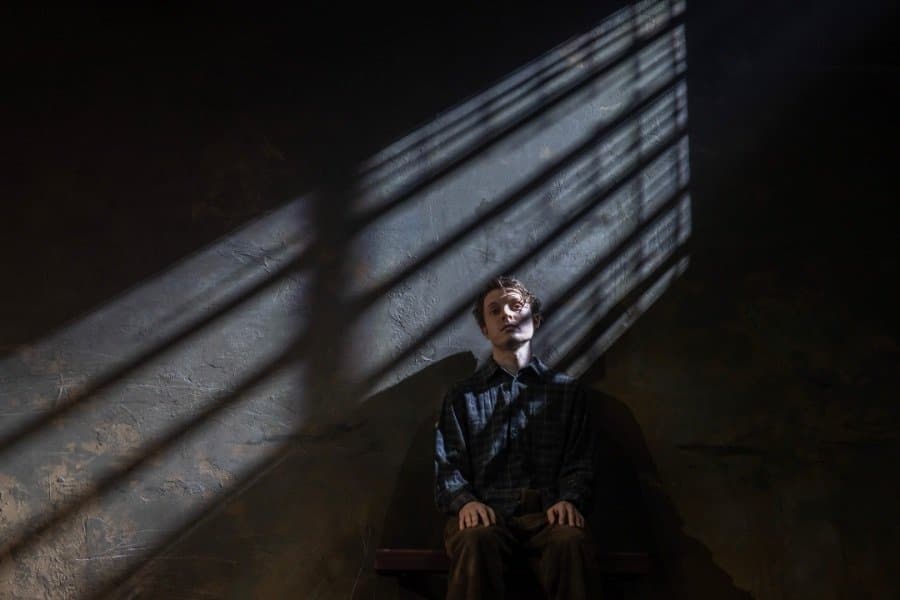 Matthew-Tennyson-Michal-in-The-Pillowman-pic-by-Johan-Persson Matthew-Tennyson-Michal-in-The-Pillowman-pic-by-Johan-Persson