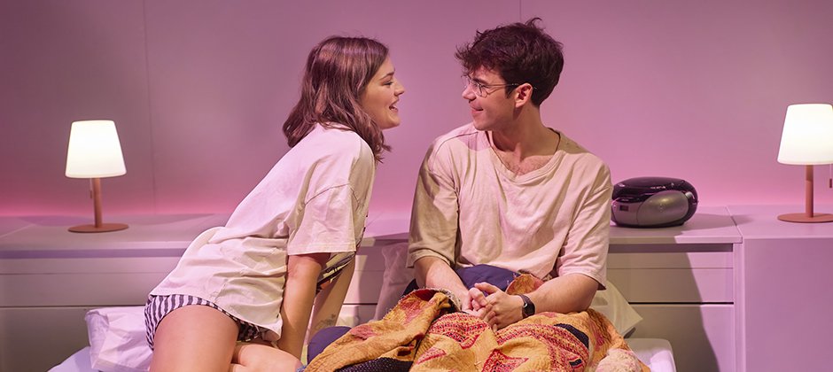 The Shape of Things at the Park Theatre. Photo by Mark Douet The Shape of Things at the Park Theatre. Photo by Mark Douet