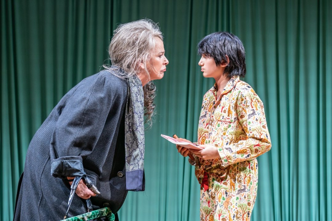 Sally-Ann-Triplett-Gran-and-Vishal-Soni-Luke-in-The-Witches-at-the-National-Theatre.-Credits-Marc-Brenner Sally-Ann-Triplett-Gran-and-Vishal-Soni-Luke-in-The-Witches-at-the-National-Theatre.-Credits-Marc-Brenner