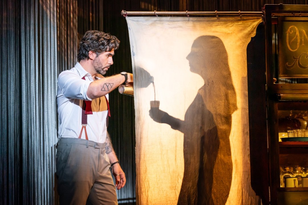 Derren Brown Presents Unbelievable. Photo by Marc Brenner Derren Brown Presents Unbelievable. Photo by Marc Brenner