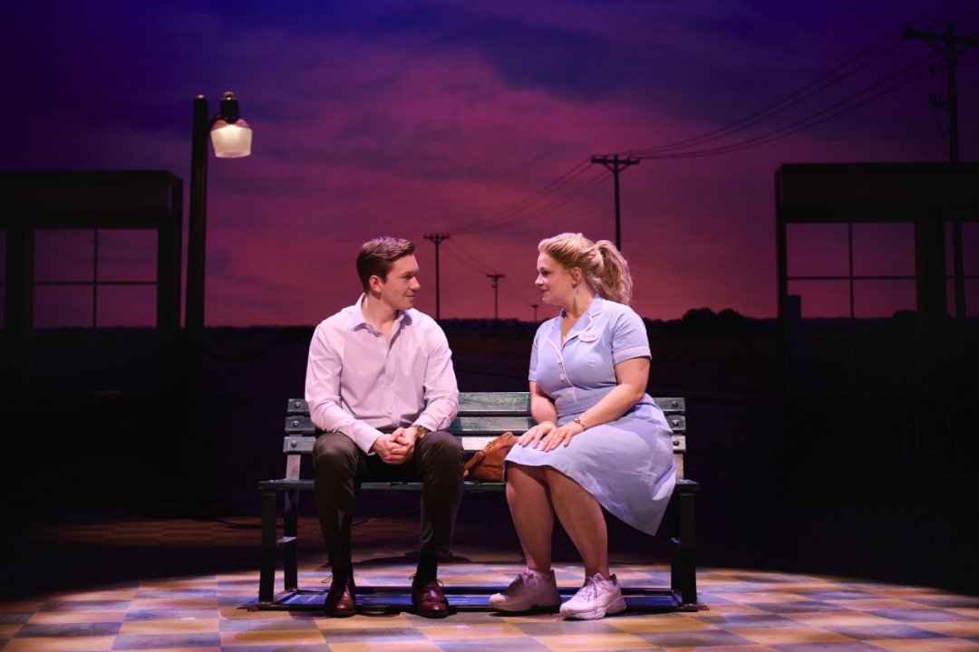 19.-WAITRESS.-Dan-Partridge-Dr-Pomatter-and-Carrie-Hope-Fletcher-Jenna.-Photo-by-Matt-Crockett 19.-WAITRESS.-Dan-Partridge-Dr-Pomatter-and-Carrie-Hope-Fletcher-Jenna.-Photo-by-Matt-Crockett