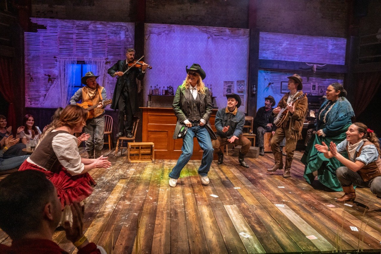 Whodunnit-Park-Theatre.-Photo-by-Craig-Sugden.-Gaby-Roslin-and-company Whodunnit-Park-Theatre.-Photo-by-Craig-Sugden.-Gaby-Roslin-and-company