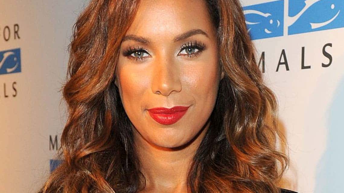 Leona Lewis to replace Nicole Scherzinger in Cats musical Leona Lewis to replace Nicole Scherzinger in Cats musical