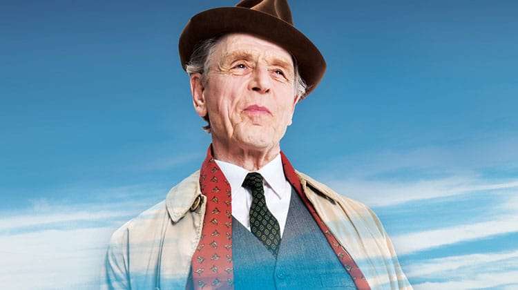 publicity image - Edward Fox in Sand in the Sandwiches, Theatre Royal Haymarket, London 2017