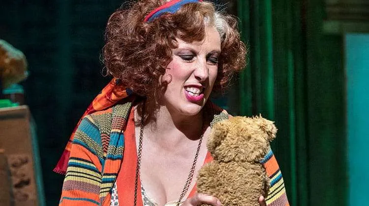 Miranda Hart in Annie at the Piccadilly Theatre