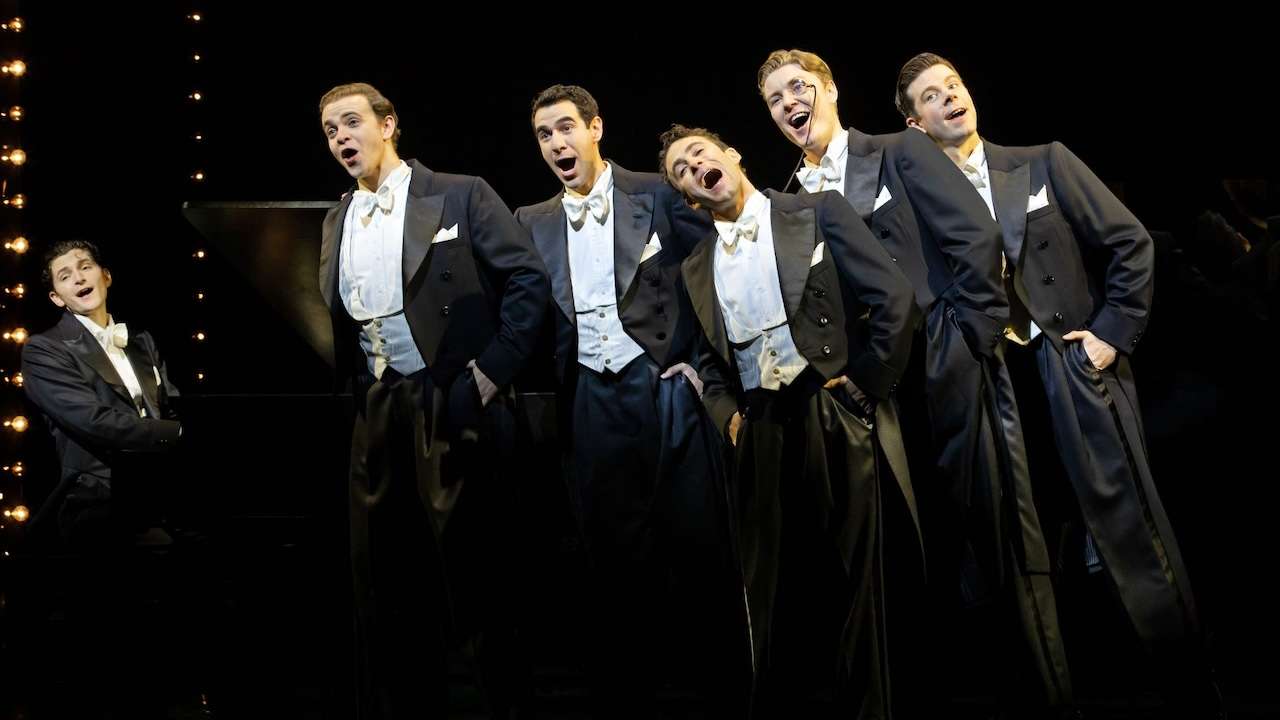 Harmony on Broadway. Photo by Julieta Cervantes