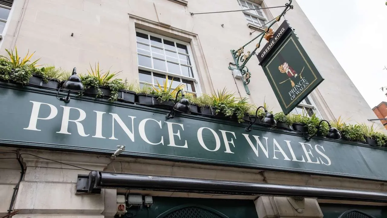 Stage Door Theatre - Prince of Wales pub Drury Lane London