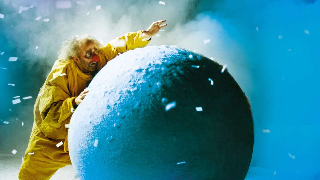 Slava's Snowshow - Returning to London in 2024. Photo courtesy of the producers