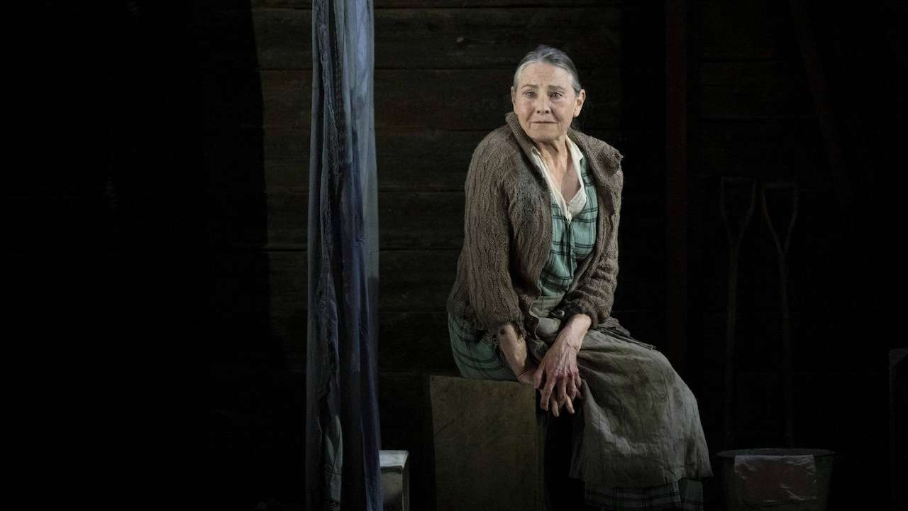 The Grapes of Wrath at the National Theatre. Cherry Jones. Photo by Richard Hubert Smith