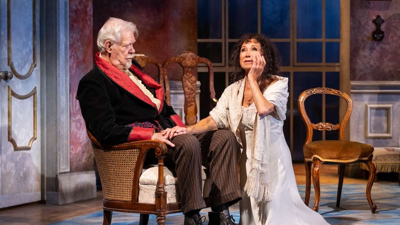 Filumena. Matthew Kelly (Don Domenico) & Felicity Kendal (Filumena). Photo by Jack Merriman
