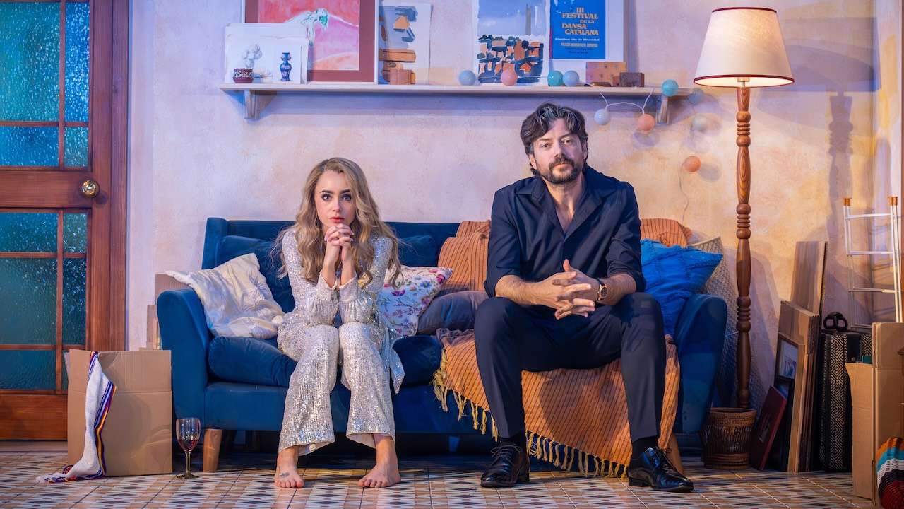 Barcelona Reviews – Starring Lily Collins & Álvaro Morte at the West End’s Duke of York’s Theatre London Barcelona Reviews – Starring Lily Collins & Álvaro Morte at the West End’s Duke of York’s Theatre London