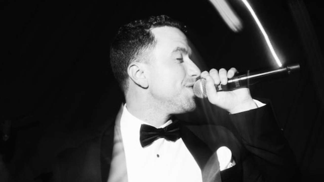 Richard Fleeshman to play Live at the Savoy Theatre in London. Photo courtesy of producers