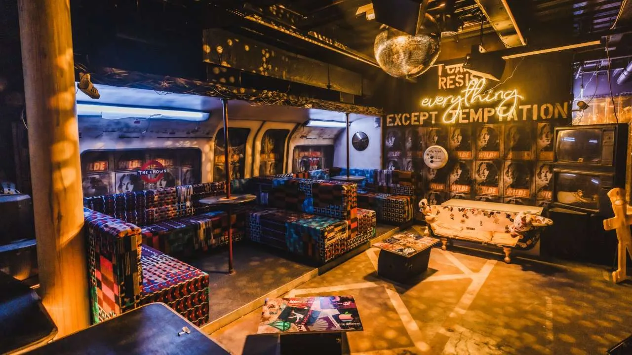 Oscar at the Crown on Tottenham Court Road London. Photo via the production