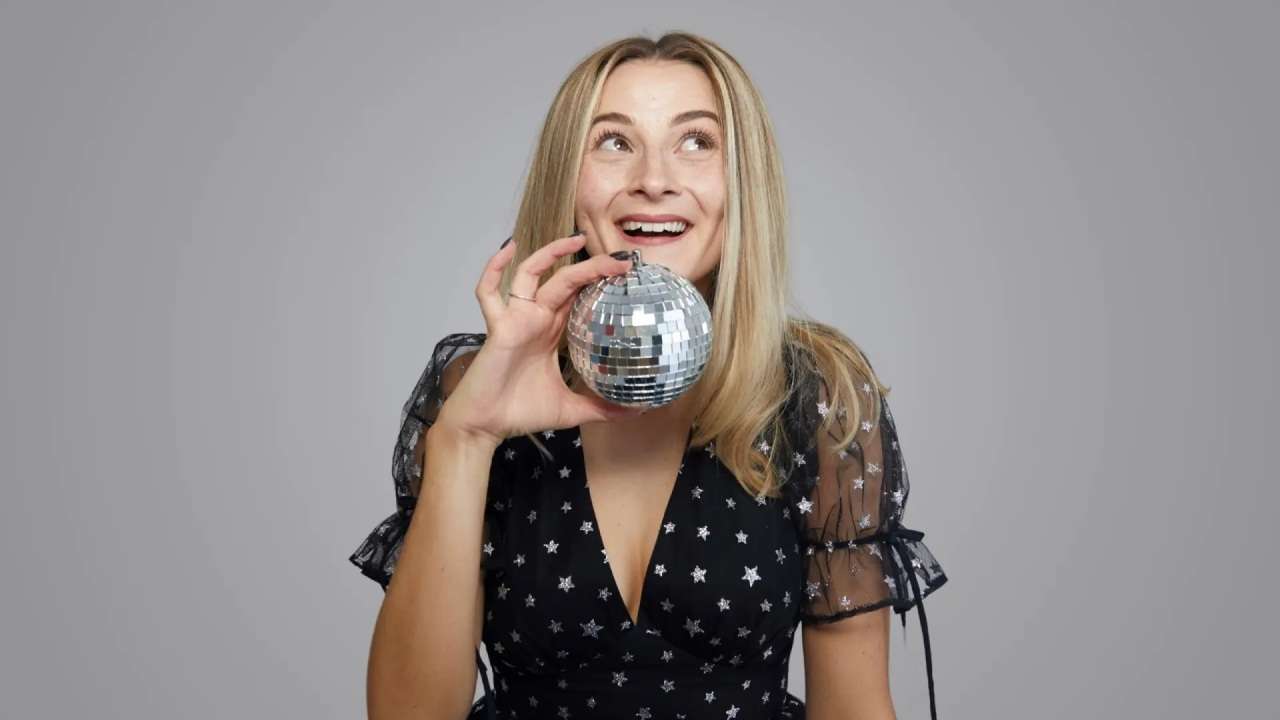Hannah Lowther in Concert at the Garrick Theatre (Photo via production)