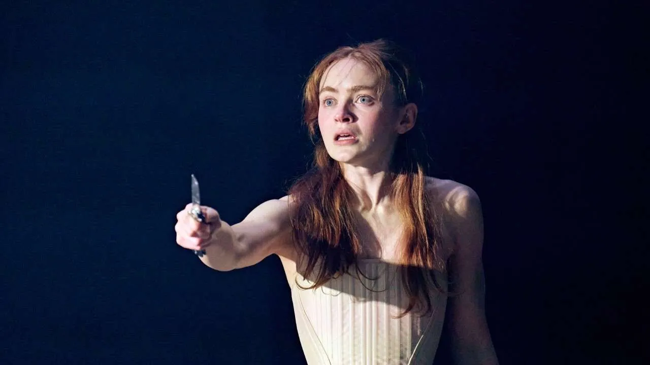 Romeo and Juliet. Sadie Sink. Photo by Manuel Harlan