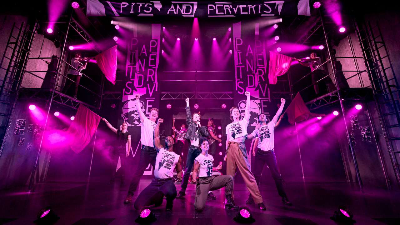 The Cast of Pride at the National Theatre. Photo by Manuel Harlan