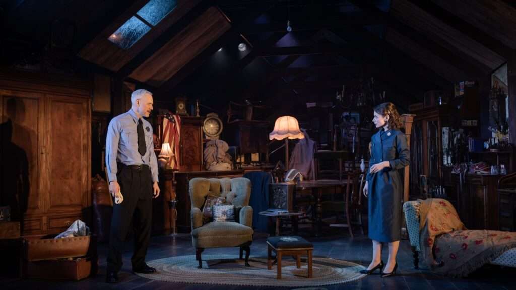 Faye Castelow and Elliott Cowan on stage - credit Mark Senior