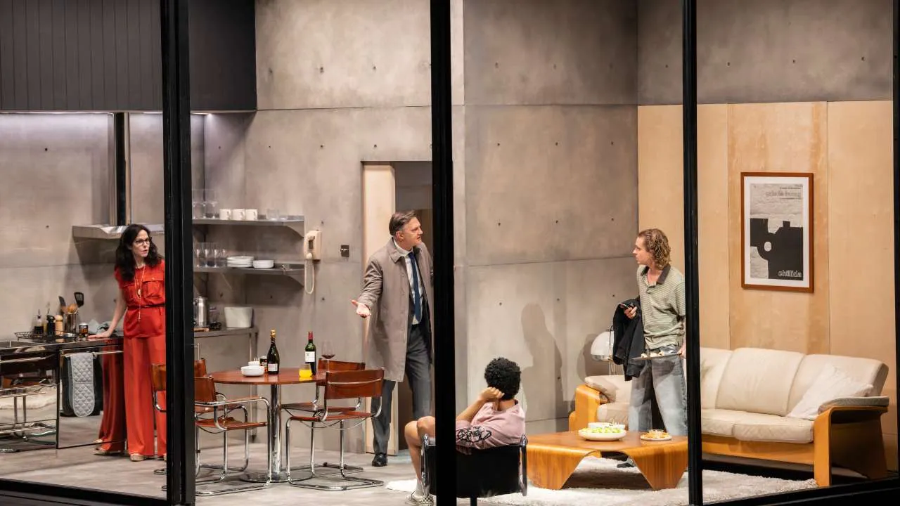 Mary-Louise Parker, David Morrissey, Archie Madekwe, Tom Glynn-Carney in The Oresteia at the Bridge Theatre. Photo by Johan Persson