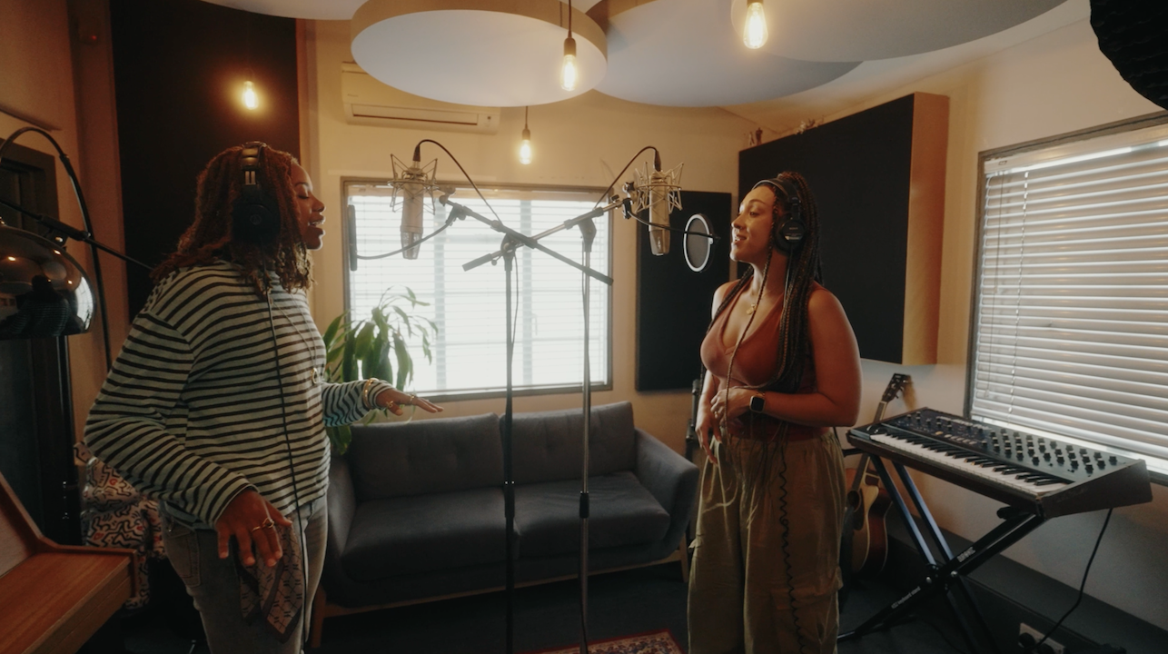 Nia Stephens and Danielle Steers join forces in a Six x Hot Mess Mash-up.