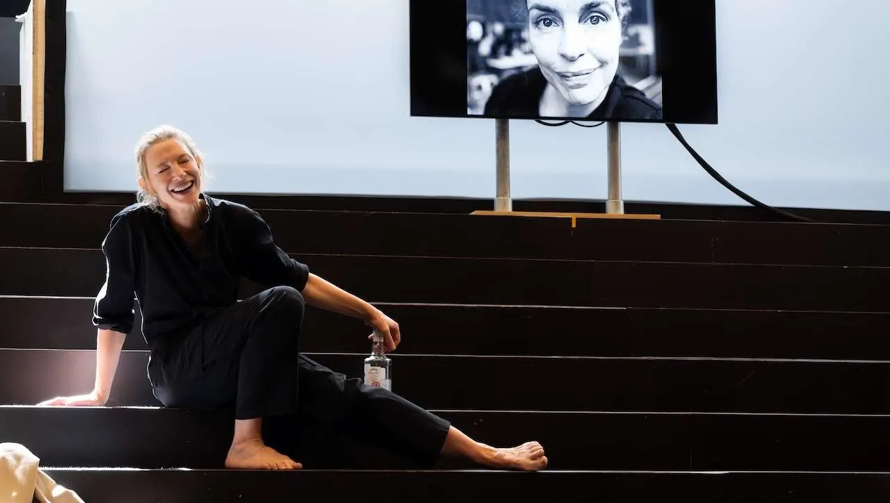 Cate Blanchett and Nina Hoss (both Electra_Elisabeth and Clytemnestra_Alma) in rehearsal for Electra Persona. Photo by Monika Rittershaus