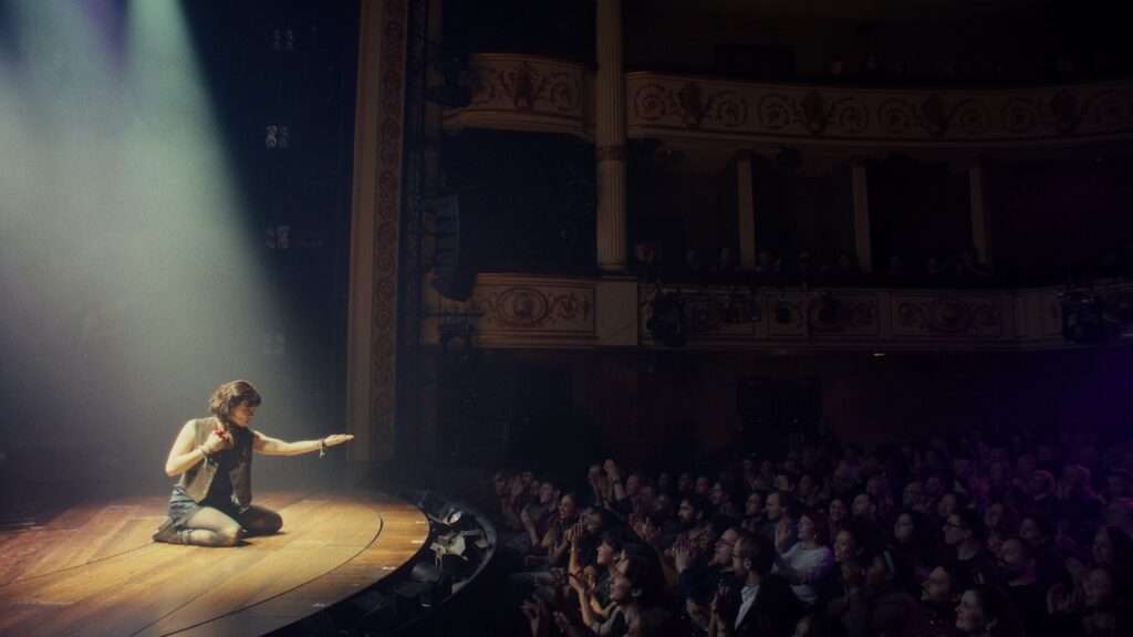 Eva Noblezaba in HADESTOWN: THE MUSICAL Courtesy of Trafalgar Releasing Credit: Trafalgar Releasing
