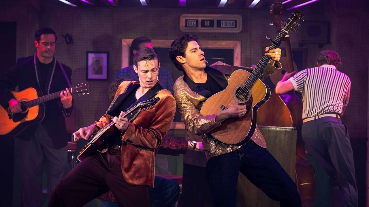 (L-R) Joey Bradick, Connor Payne in Million Dollar Quartet