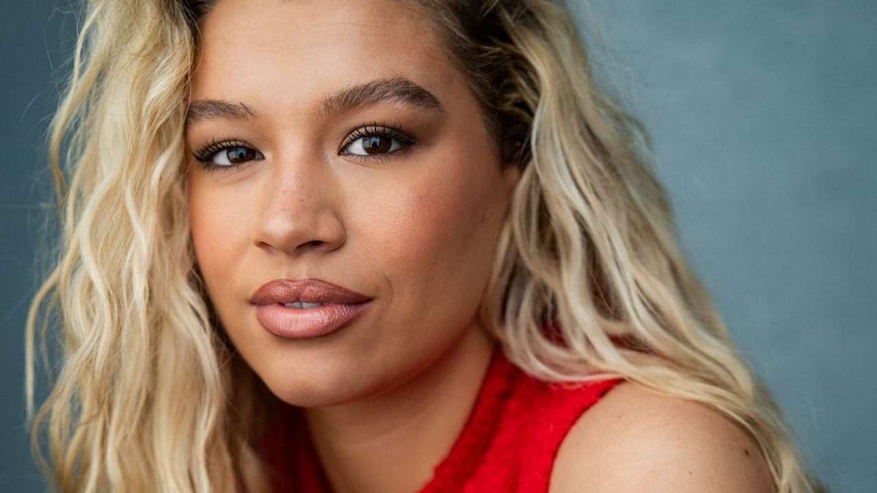 Molly Rainford Headshot